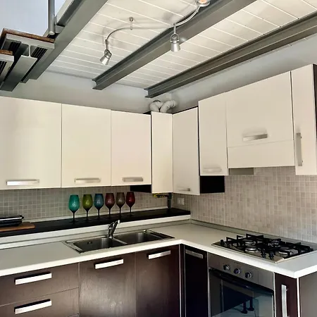 La Casetta Del Centro Luminoso Loft Con Terrazzo E Giardino