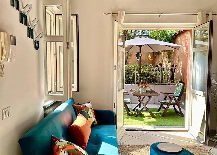 La Casetta Del Centro Luminoso Loft Con Terrazzo E Giardino アパート ビエッラ