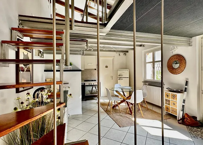 La Casetta Del Centro Luminoso Loft Con Terrazzo E Giardino アパート *